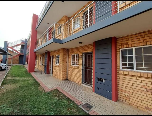 2 BEDROOM APARTMENT FOR SALE IN MONAVONI